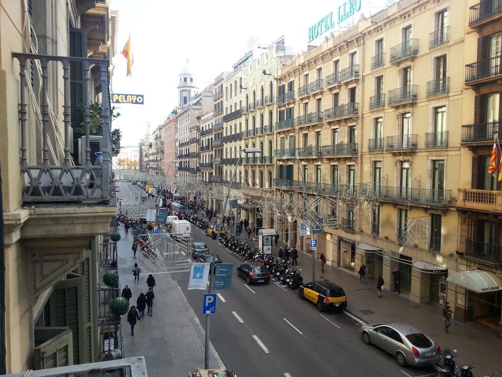 Estudios Pelayo Guest House Barcelona Exterior photo