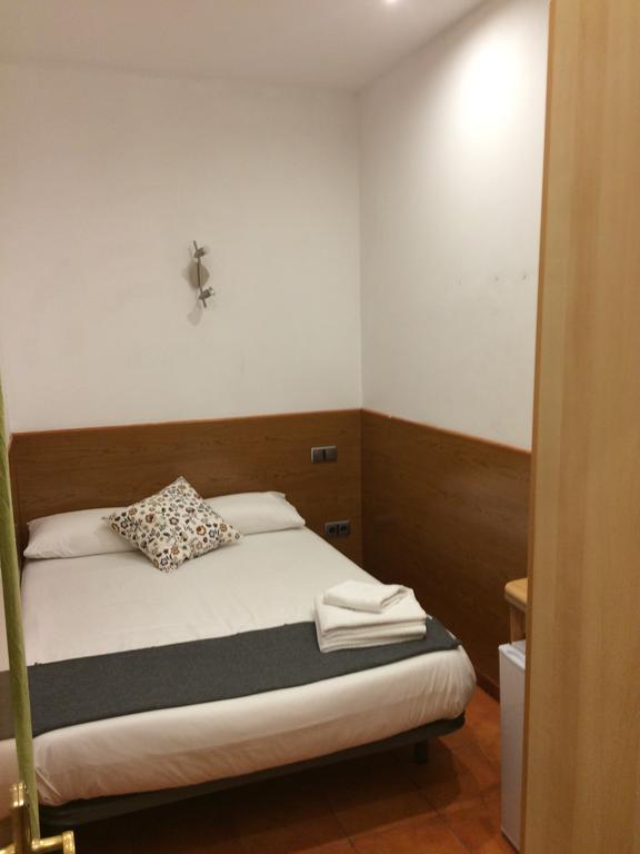 Estudios Pelayo Guest House Barcelona Room photo