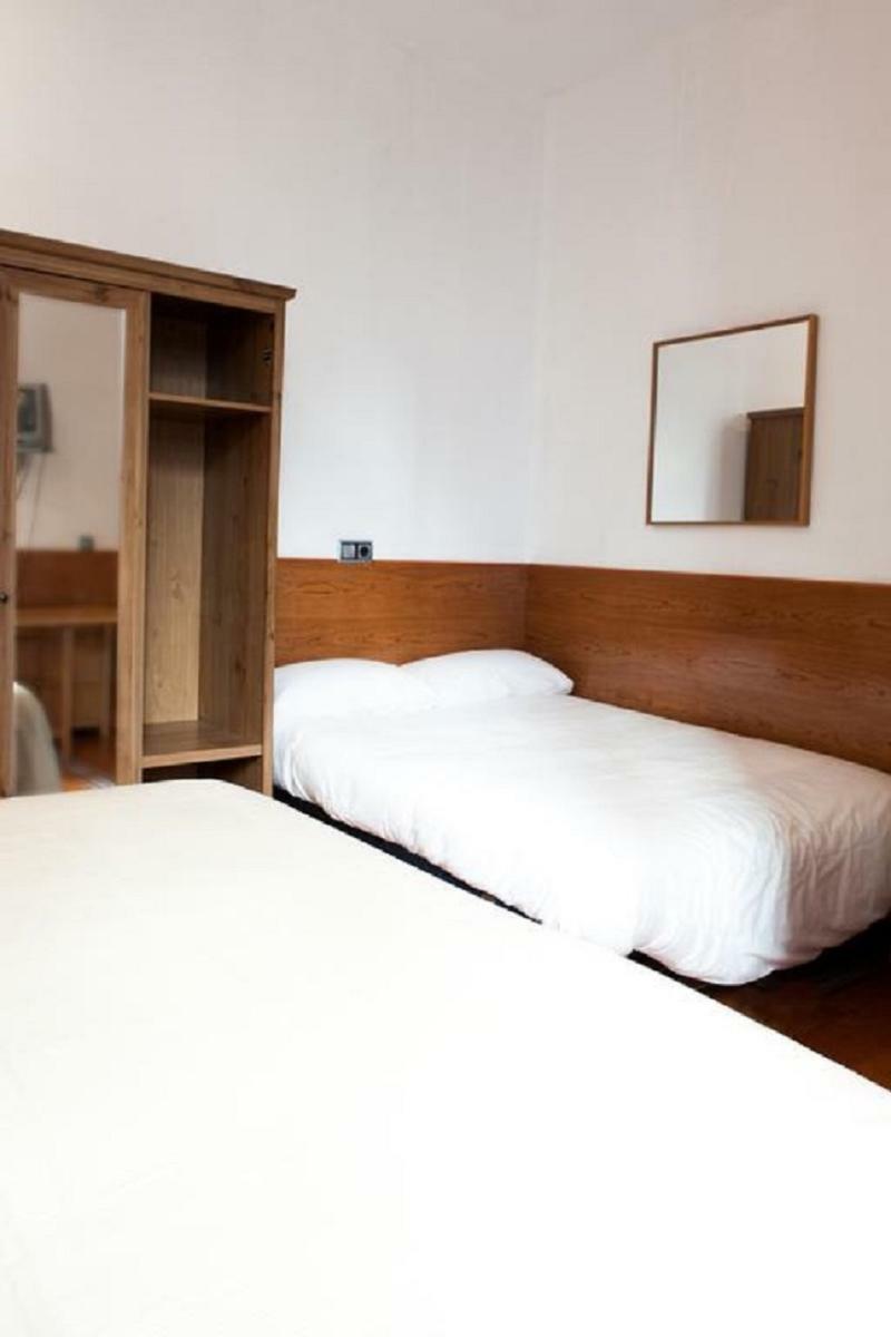 Estudios Pelayo Guest House Barcelona Exterior photo